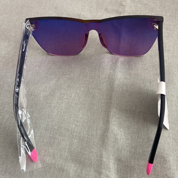 Women’s Quay sunglasses - Picture 4 of 4